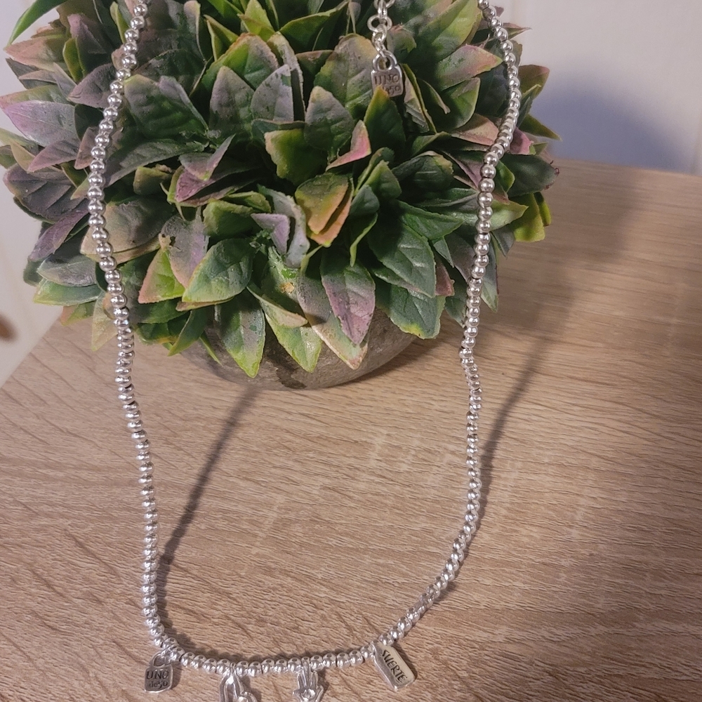 UNO DE 50 NECKLACE
